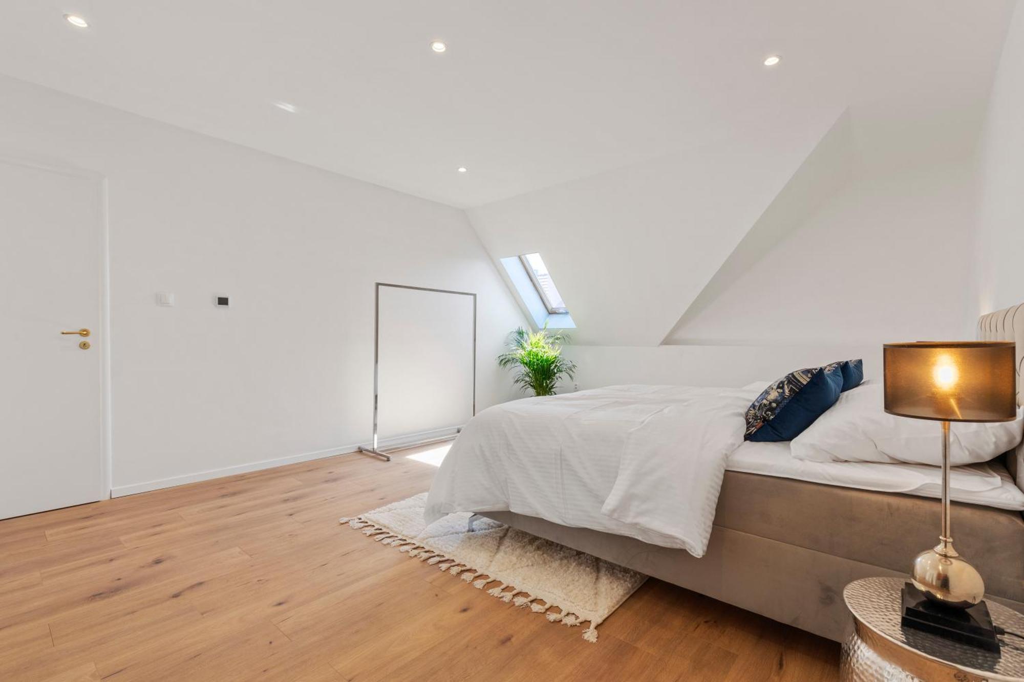 Lam Mockingbird - Terrace - Ac Apartment Bratislava Luaran gambar